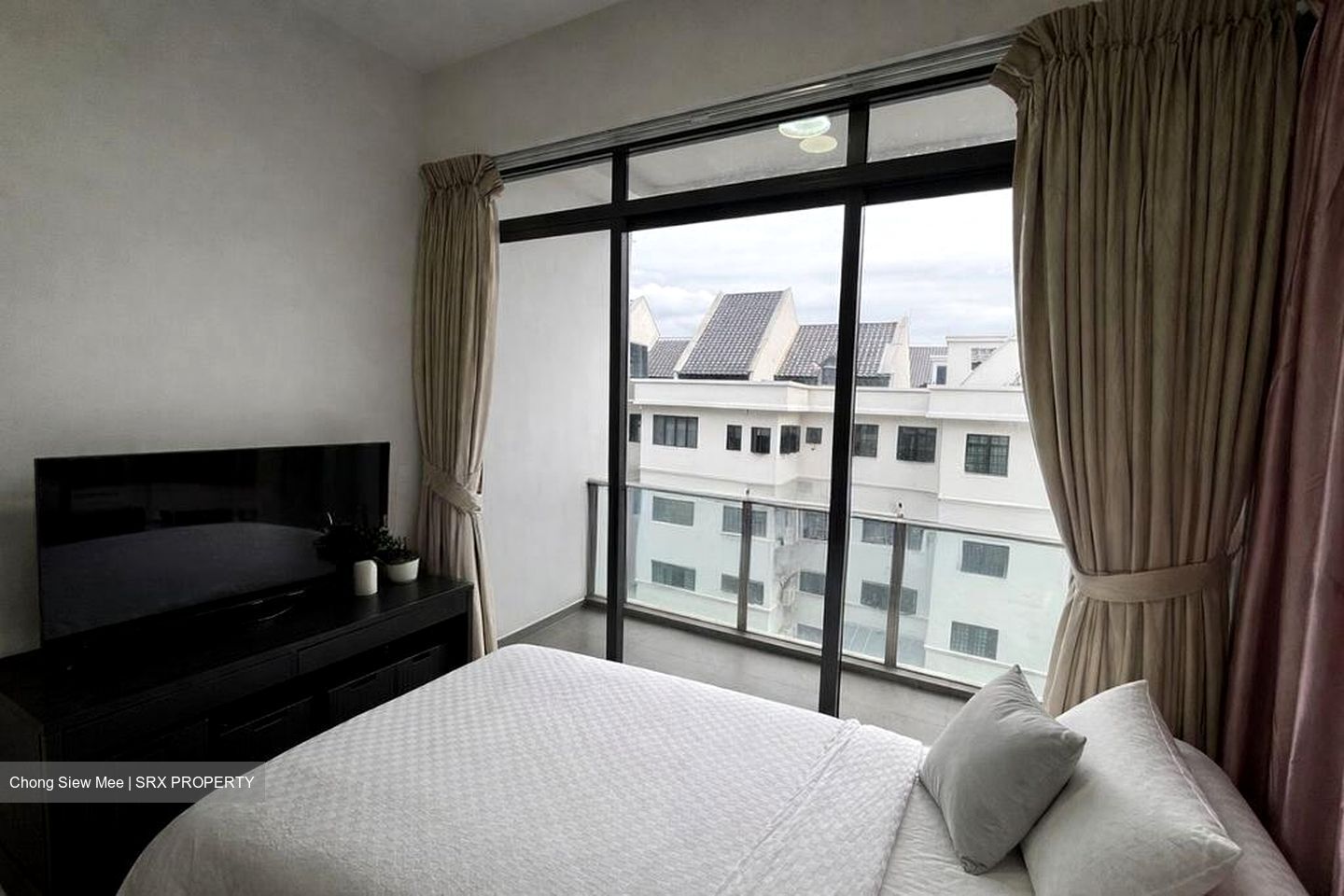 The Cristallo (D15), Apartment #523684151